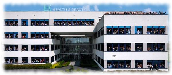 Bild des Firmengebäudes von LR Health & Beauty Systems
